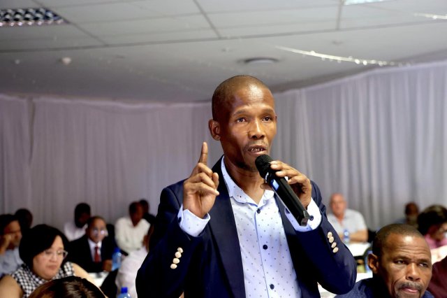 mayor of phokwane local municipality
